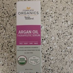Argon oil therapeutic serum.